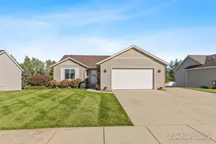 6474 Bradenwood Dr, Hudsonville, MI 49426 - Photo 2