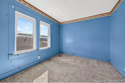 229 Fox Street SW, Grand Rapids, MI 49507 - Photo 32