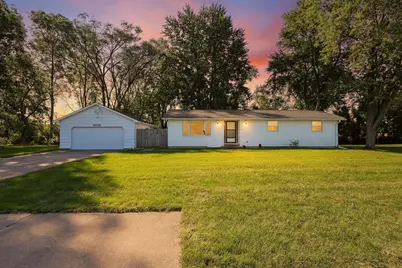4036 E Empire Avenue, Benton Harbor, MI 49022 - Photo 2