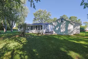 4036 E Empire Ave, Benton Harbor, MI 49022 - Photo 36