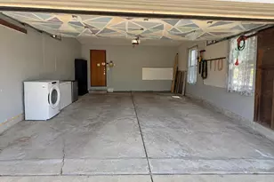 36523 Whitcomb St, Livonia, MI 48154 - Photo 8