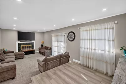36523 Whitcomb Street, Livonia, MI 48154 - Photo 32