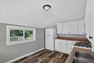 945 Jennette Avenue NW, Grand Rapids, MI 49504 - Photo 14