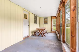 22303 Bedford Rd N, Battle Creek, MI 49017 - Photo 14
