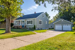 2115 Langley Ave, Saint Joseph, MI 49085 - Photo 1