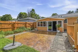 731 66th St SE, Grand Rapids, MI 49548 - Photo 36