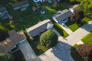 1410 Greenwich St, Manistee, MI 49660 - Photo 18