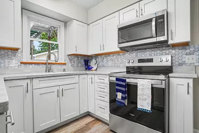 1605 Hansen Street, Muskegon, MI 49445 - Photo 16