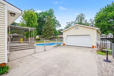 1605 Hansen Street, Muskegon, MI 49445 - Photo 10