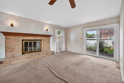 280 Clinton River Drive, Mount Clemens, MI 48043 - Photo 18