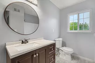 25325 Shiawassee Cir, Southfield, MI 48033 - Photo 20