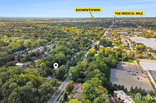 1930 Michigan St NE, Grand Rapids, MI 49503 - Photo 4