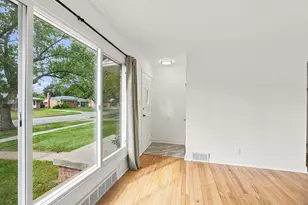 1063 Lori St, Ypsilanti, MI 48198 - Photo 10