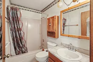 8727 Coyle Dr, Pinckney, MI 48169 - Photo 14