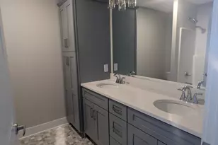 291 Vista Green Dr, Holland, MI 49423 - Photo 6