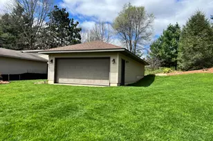 3817 Butterworth St SW, Grand Rapids, MI 49534 - Photo 4