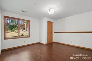 4661 Windcliff Dr NE, Rockford, MI 49341 - Photo 30