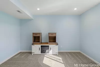 2458 Black Brook Drive, Zeeland, MI 49464 - Photo 36