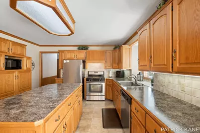 8618 Cedar Lake Drive, Jenison, MI 49428 - Photo 22
