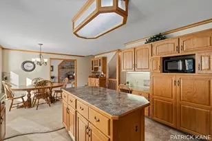 8618 Cedar Lake Dr, Jenison, MI 49428 - Photo 18