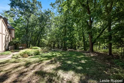 1700 Mont Rue Drive SE, Grand Rapids, MI 49546 - Photo 48