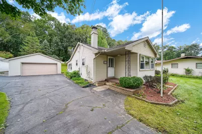 216 Sagamore Street, Jackson, MI 49203 - Photo 2