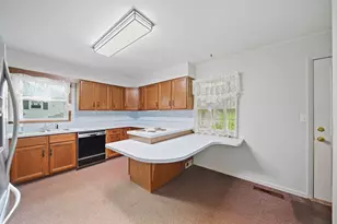 216 Sagamore St, Jackson, MI 49203 - Photo 8
