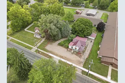 416 W Main Street, Stanton, MI 48888 - Photo 2