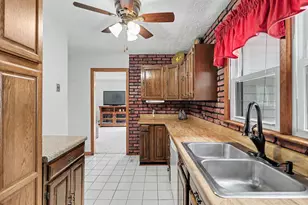 466 Morrow St, Kalamazoo, MI 49048 - Photo 8