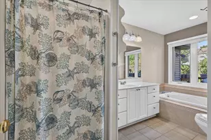 905 S Hawthorne Ct, Greenville, MI 48838 - Photo 26