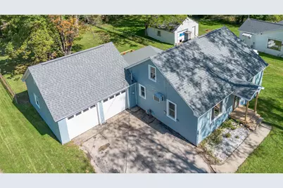 625 E Berrien Street, Paw Paw, MI 49079 - Photo 4