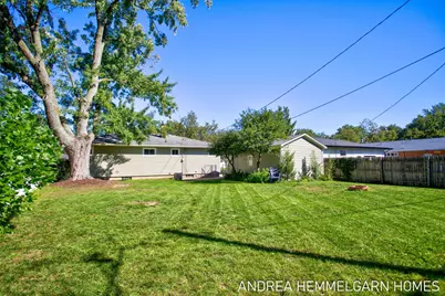 354 W 31st Street, Holland, MI 49423 - Photo 38