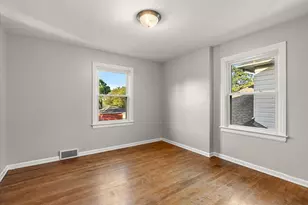 1029 Park St SW, Grand Rapids, MI 49504 - Photo 16