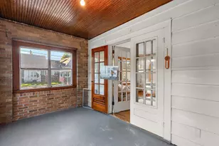 1029 Park St SW, Grand Rapids, MI 49504 - Photo 10