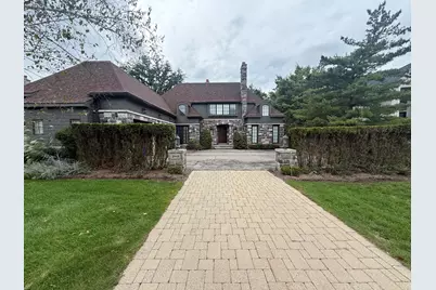 2948 Turtle Pond Court #29, Bloomfield Hills, MI 48302 - Photo 2