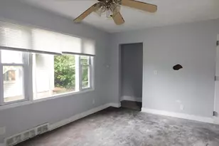 1009 Euclid Pl, Lansing, MI 48912 - Photo 6