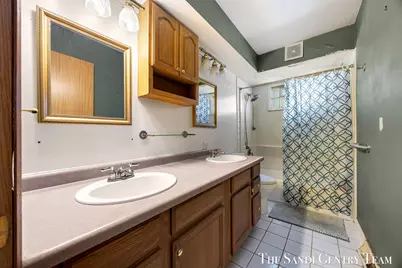 2391 Basswood Street, Jenison, MI 49428 - Photo 16