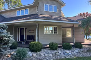 4760 Queens Ct, Gladwin, MI 48624 - Photo 10