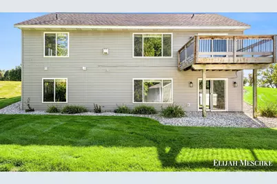 2026 Orchard Ridge Drive NW, Grand Rapids, MI 49534 - Photo 36
