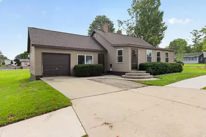 629 Division Street, Big Rapids, MI 49307 - Photo 2