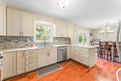 147 S Bamber Road, Mount Pleasant, MI 48858 - Photo 8