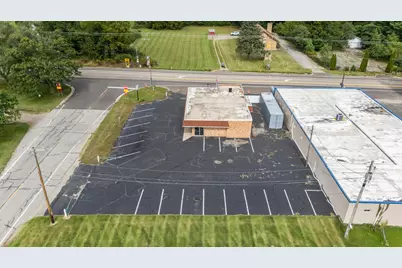 22405 Us-12, Edwardsburg, MI 49112 - Photo 36
