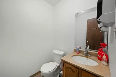 22405 Us-12, Edwardsburg, MI 49112 - Photo 26