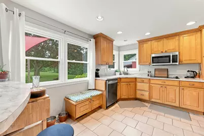 1715 Nichols Road, Kalamazoo, MI 49006 - Photo 4