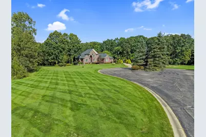 8541 Lone Meadow Court, Howell, MI 48843 - Photo 18