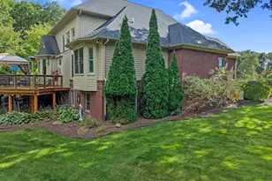 8541 Lone Meadow Ct, Howell, MI 48843 - Photo 22