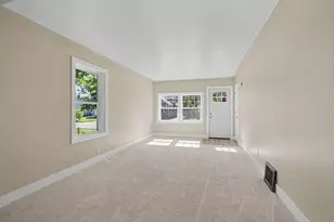 1201 Slayton Ave, Grand Haven, MI 49417 - Photo 8