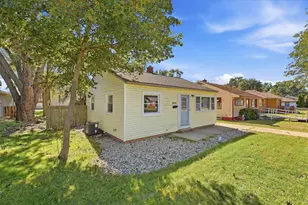 1083 Amity Ave, Muskegon, MI 49442 - Photo 2