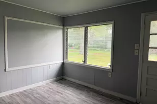 1339 Jennings Ave, Benton Harbor, MI 49022 - Photo 6