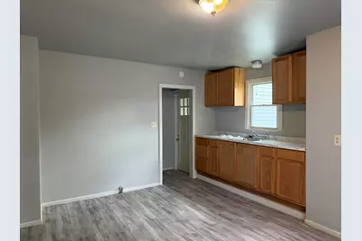 1339 Jennings Avenue, Benton Harbor, MI 49022 - Photo 4